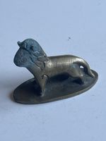 Kleine Löwenfigur Bronze mit Patina auf ovaler Platte(S27)