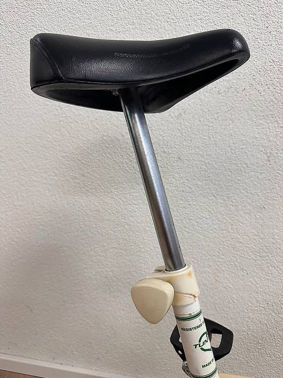 Tunturi Hometrainer: Vintage Tunturi Ergometer W Heimtrainer – Usato da Obernau venduto da Arche_Noah_Brocki 7