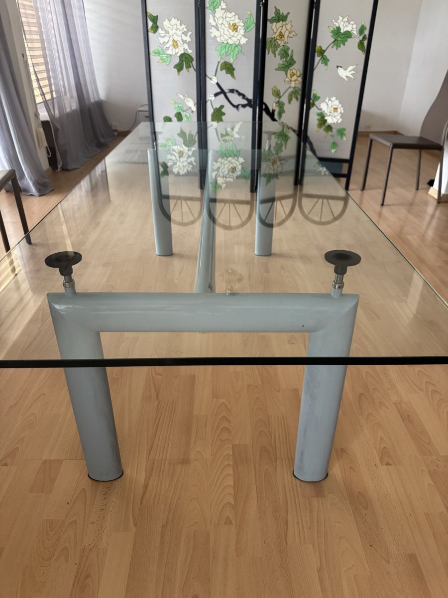 Cassina Tische: Cassina baby blue LC 6 dining table  – Gebraucht aus Thalwil von 0041angel 7