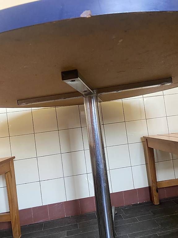 Tische: Table – Gebraucht aus Bussigny von all_wc2l 2