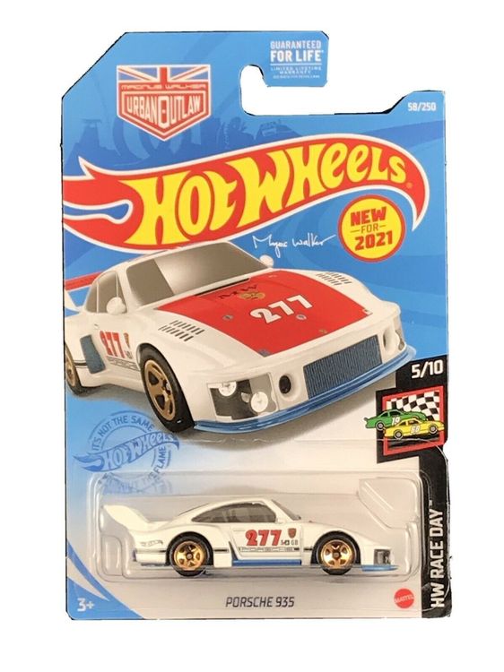 Hot Wheels 2021 Porsche 935 Magnus Walker Urban Outlaw | Modello In Scala 1:64 Serie Race Day