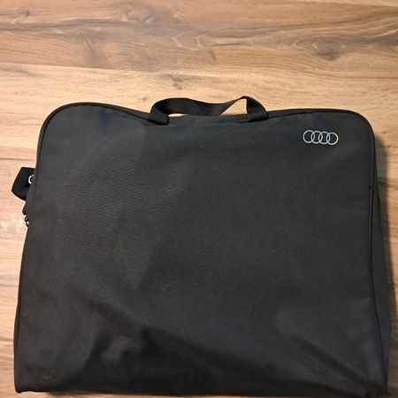 Ski -Tasche/ fürs Auto /Neu von Audi