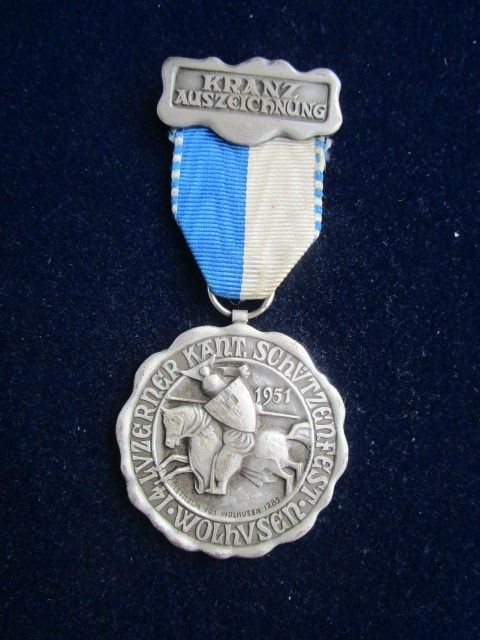 Medaillen: Luzerner Kantonal Schützenfest Wolhusen 1951 – Gebraucht aus Luzern von Horoskop1