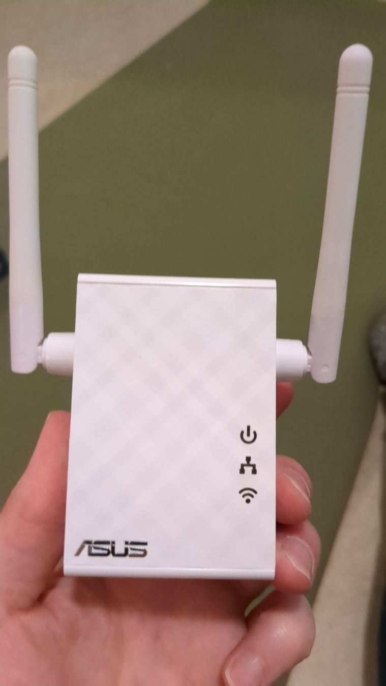 Wlan: ASUS Repeater – Gebraucht aus Basel von haferkleie 2