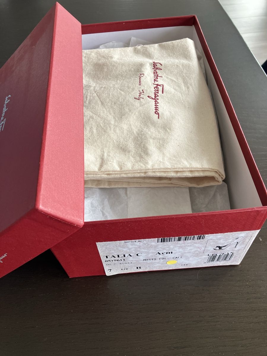 Salvatore Ferragamo Scarpe da donna: Ferragamo purple shoes – Usato da Dübendorf venduto da ful_572w 7