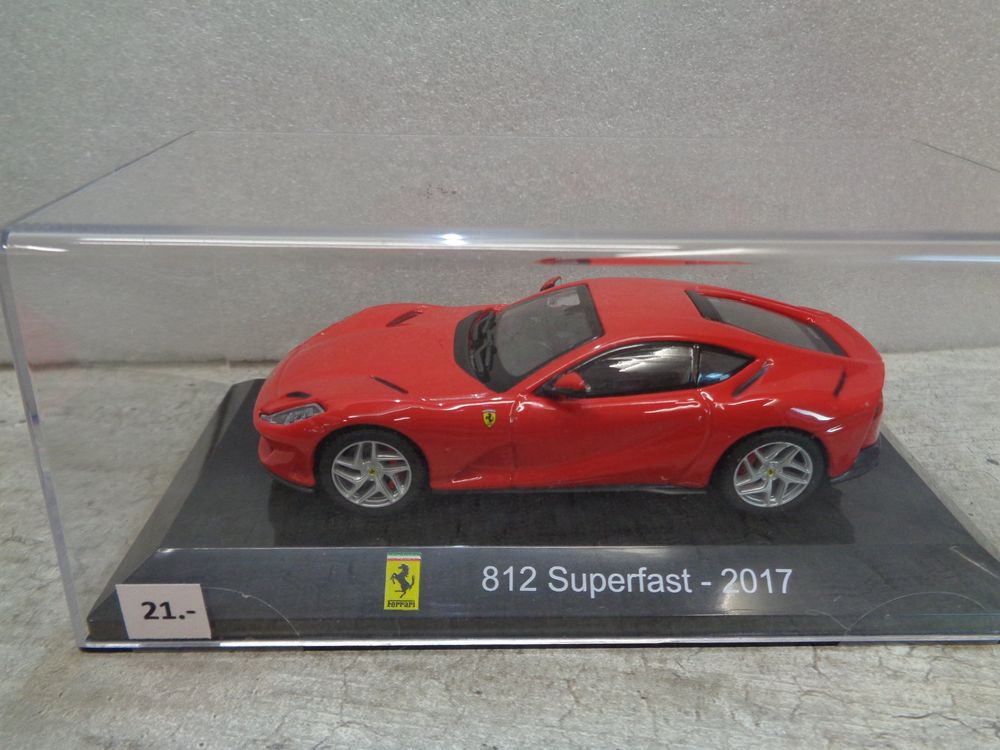 BBR-MODELS P18147i-VET Scale 1/18 | FERRARI 812 SUPERFAST 2017 - CON