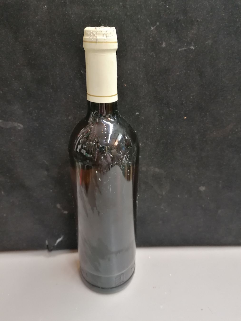 Wein: DOMAINE DE LA TOUR 2009 – Neu (gemäss Beschreibung) aus Genève von Leboucheoreilles 3