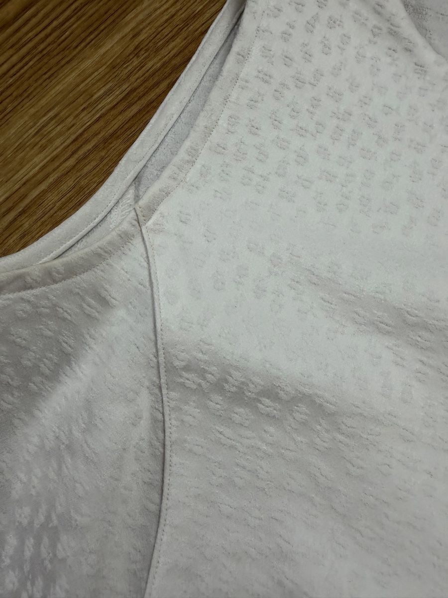 Tops: Vintage White Sleeveless Blouse – Gebraucht aus Knonau von Grapesvintage 8
