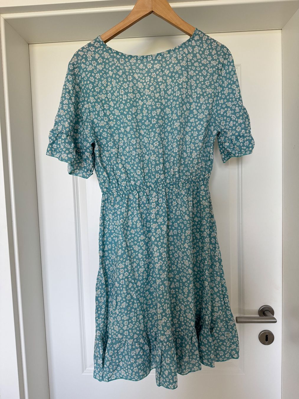 Vestiti: Jolie robe à fleurs turquoise – Usato da giffers venduto da sev_c9x9 2