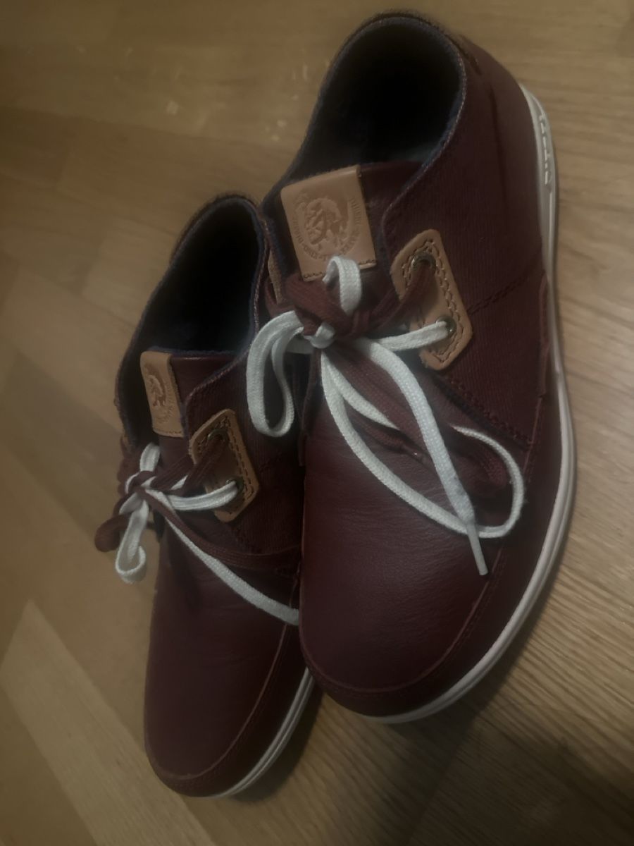 Scarpe da uomo: Diesel Schuhe – Usato da Luzern venduto da GM6014 1