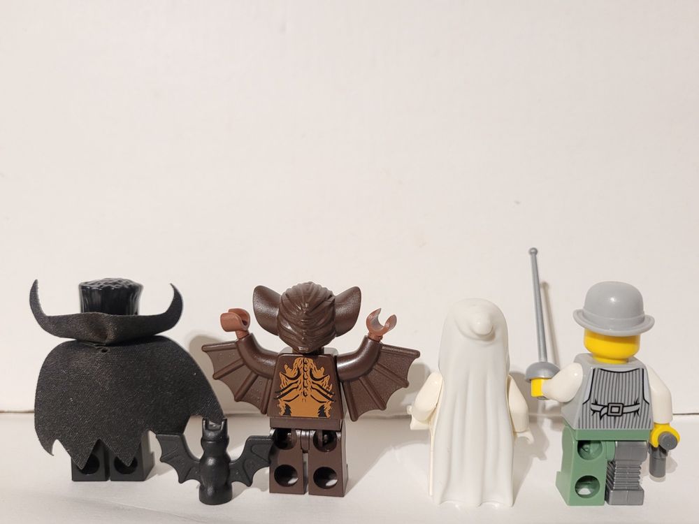 Lot de 4 minifigures Monster fighters, Draula etc...Top 2
