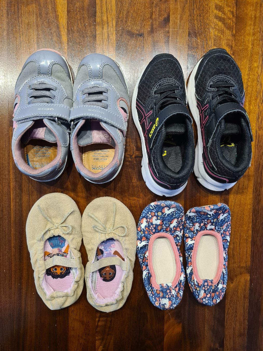 Scarpe per ragazze: Schuhset Mädchen Grösse 26/27 – Usato da Thun venduto da PiC