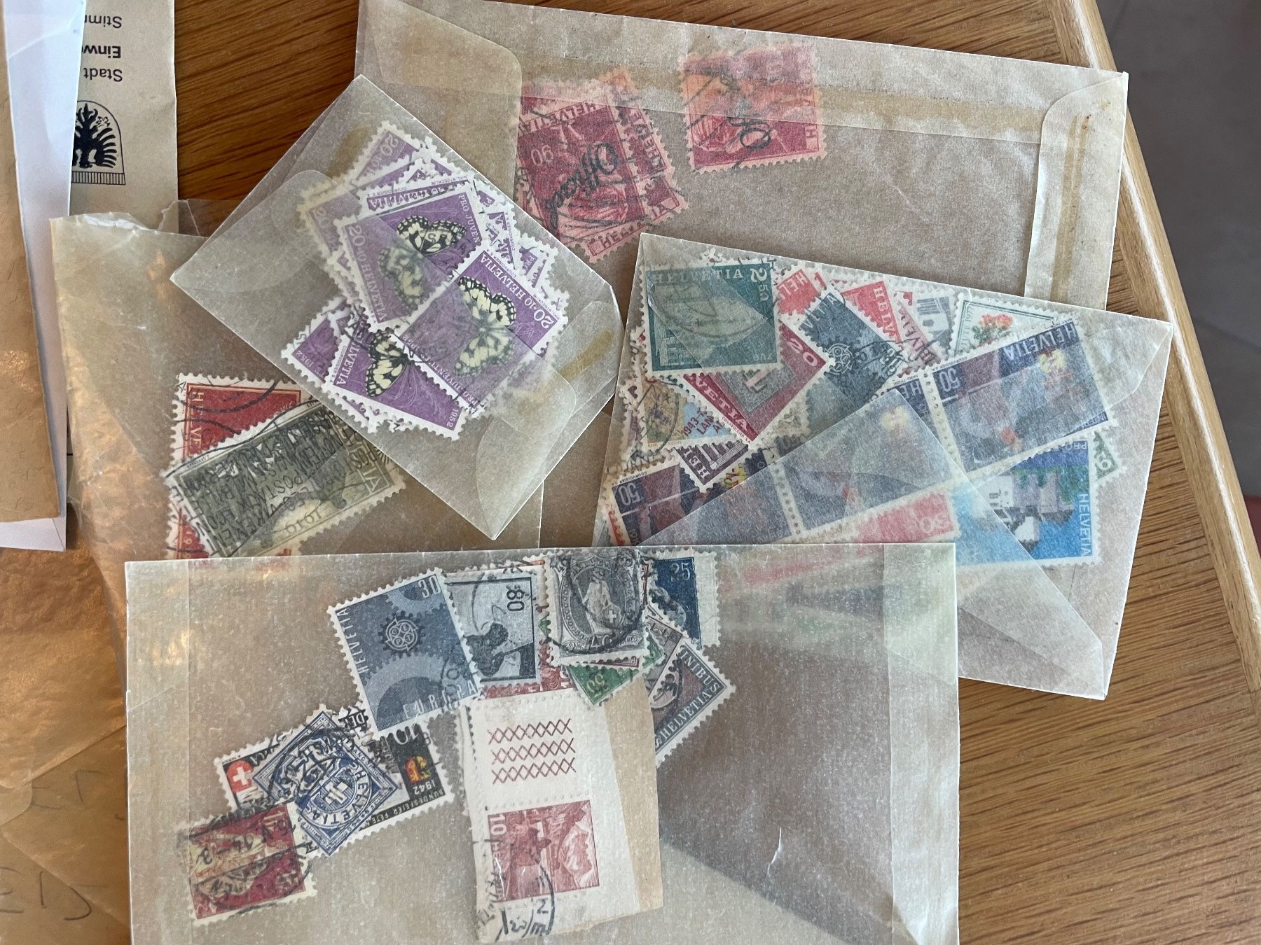 Alle Briefmarken: Pochette surprise 400 gr. – Gebraucht aus Sonceboz-Sombeval von Comment2 3