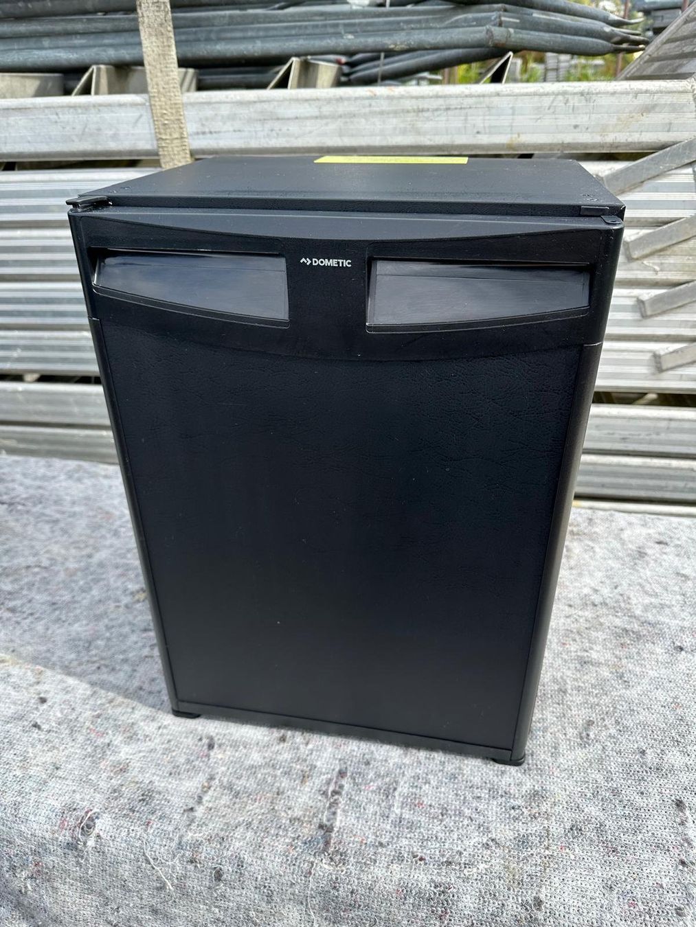 Kühlschrank: Minibar Dometic RH 430 NTE – Gebraucht aus Spreitenbach von Space_X 5