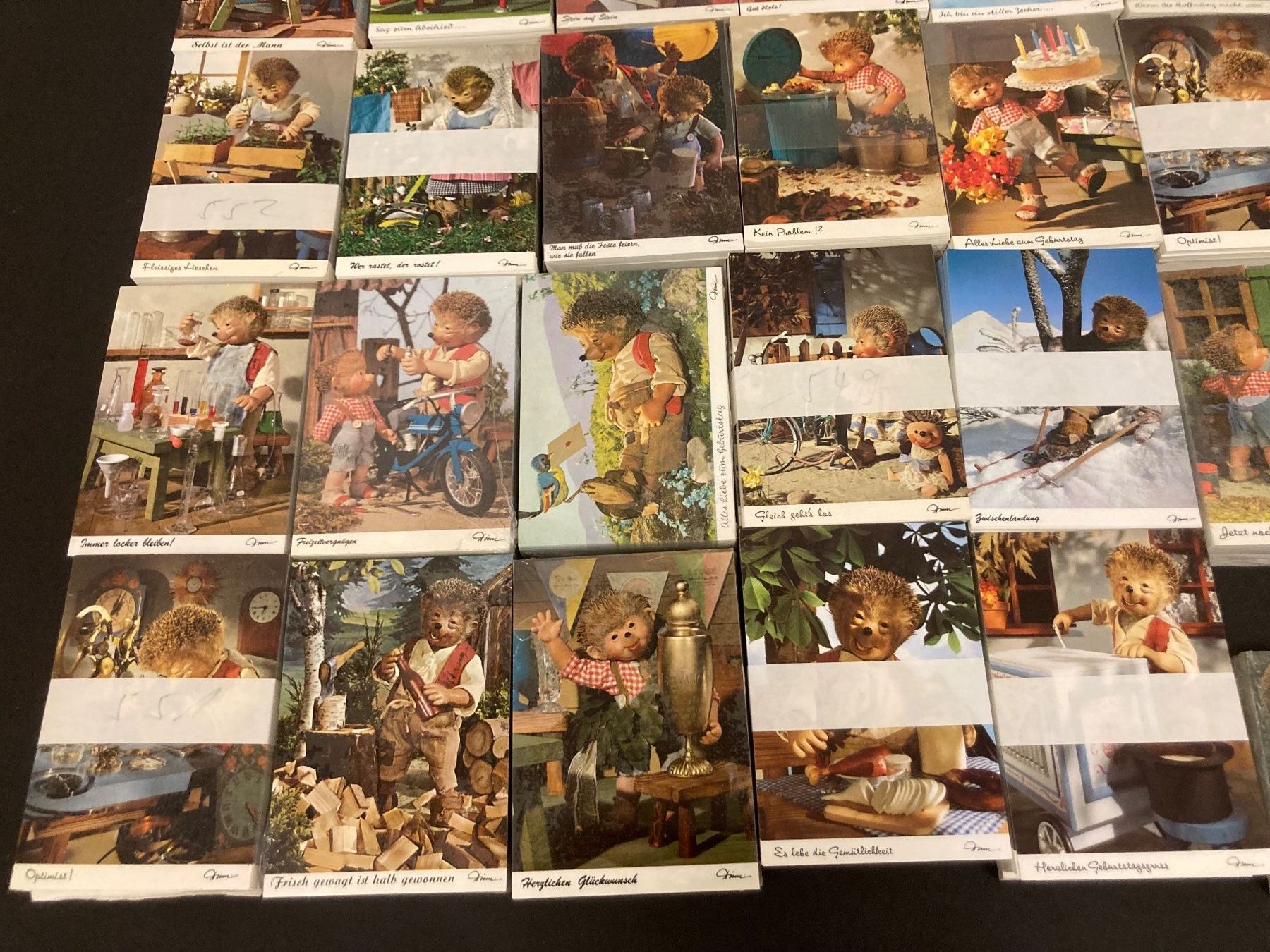 Cartoline postali: Restposten Mecki Ansichtskarten, ca. 3000 Stück – Nuovo (secondo la descrizione) da Neuenhof venduto da jorogo 4