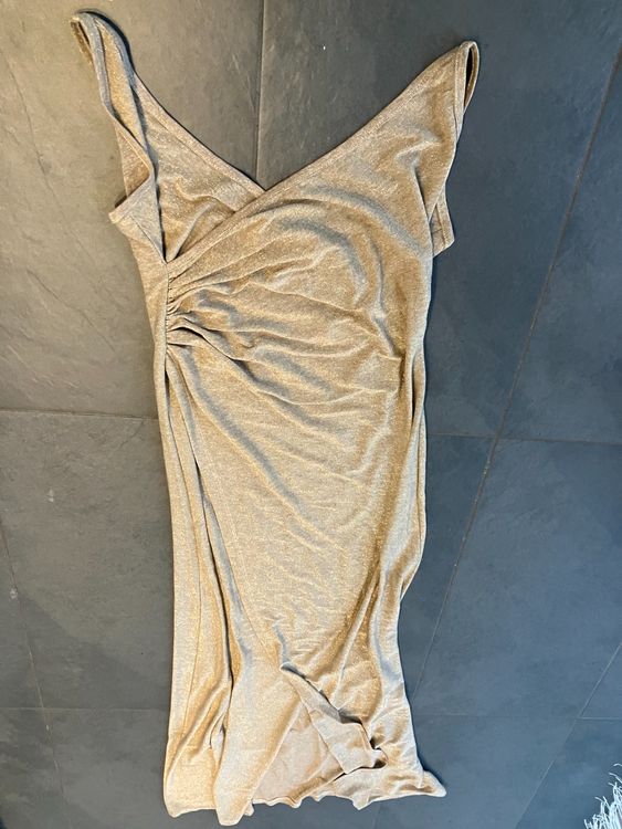 CUPSHE Damen Wickelkleid Mit Glitzer – V-Ausschnitt, Flatterärmel, Taillenschnürung, Samt-Midi (verschiedene Farben)