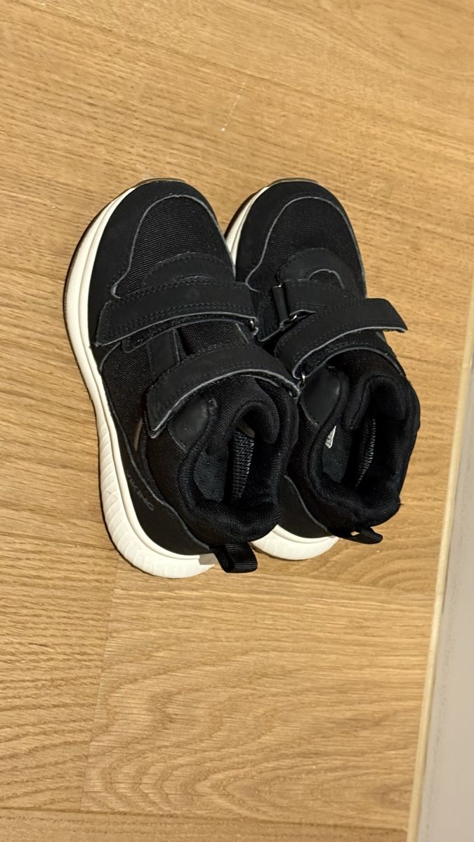 Viking Scarpe per ragazzi: Viking Kinderschuhe – Usato da Winterthur venduto da Alb9 1