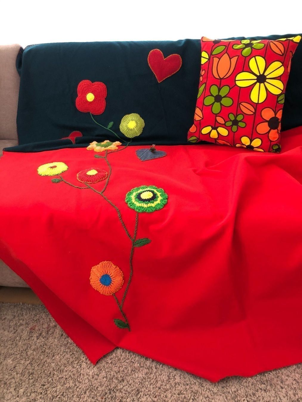 Coperte: Retro Decke und Kissen – Usato da Triesen venduto da boston7