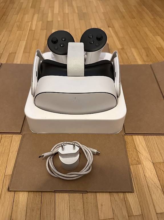 Meta Casco VR: Oculus meta quest 3s – Usato da Bretigny-Morrens venduto da isaiah710