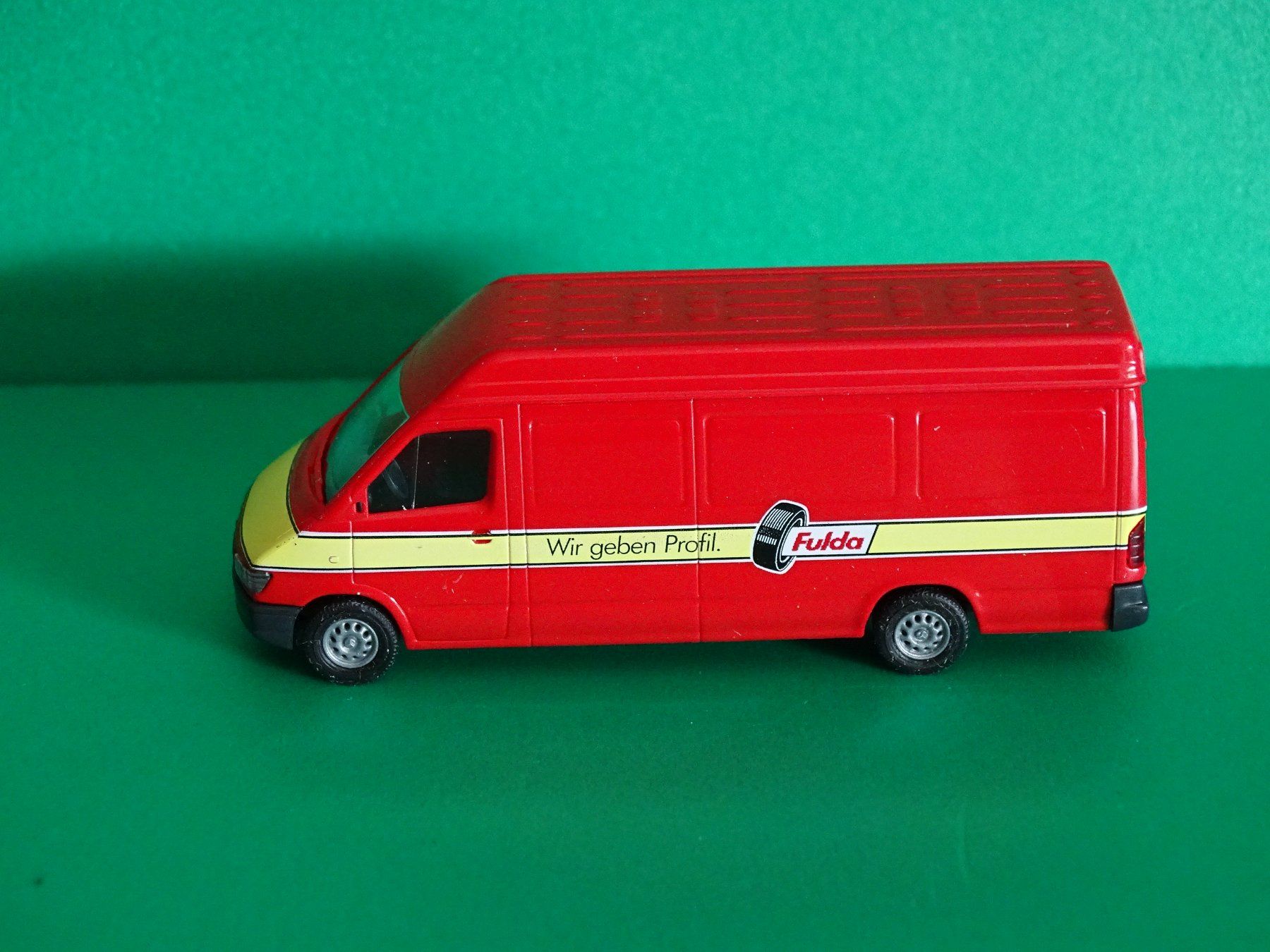 Busch Modellini d'auto: Mercedes Sprinter von Busch 1/87 – Nuovo (secondo la descrizione) da Bretzwil venduto da Meex 2