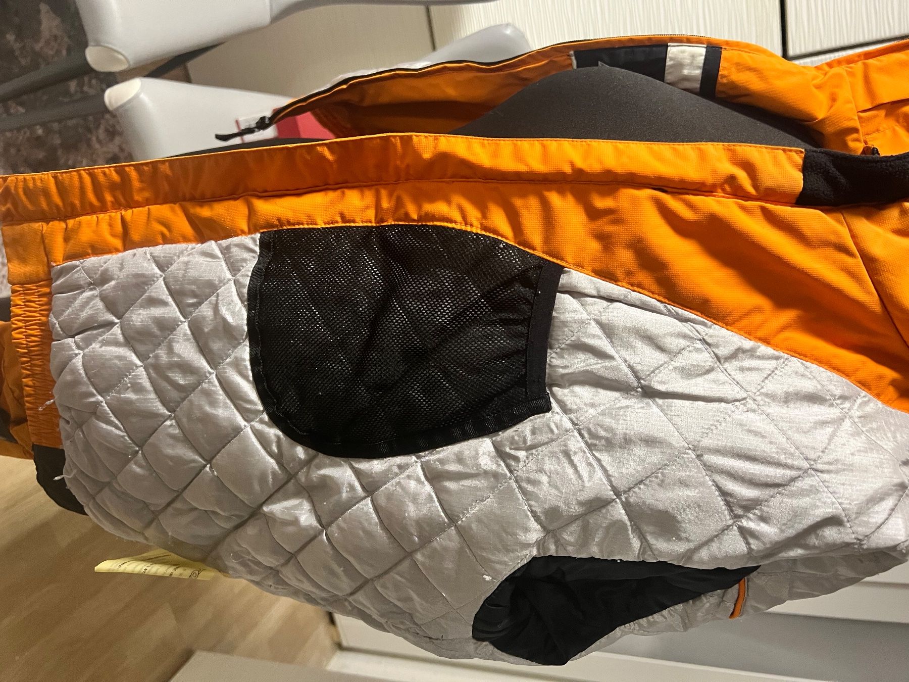 Atomic Giacche: Veste de ski Atomic orange – Usato da Crans VD venduto da sle_7hng 7