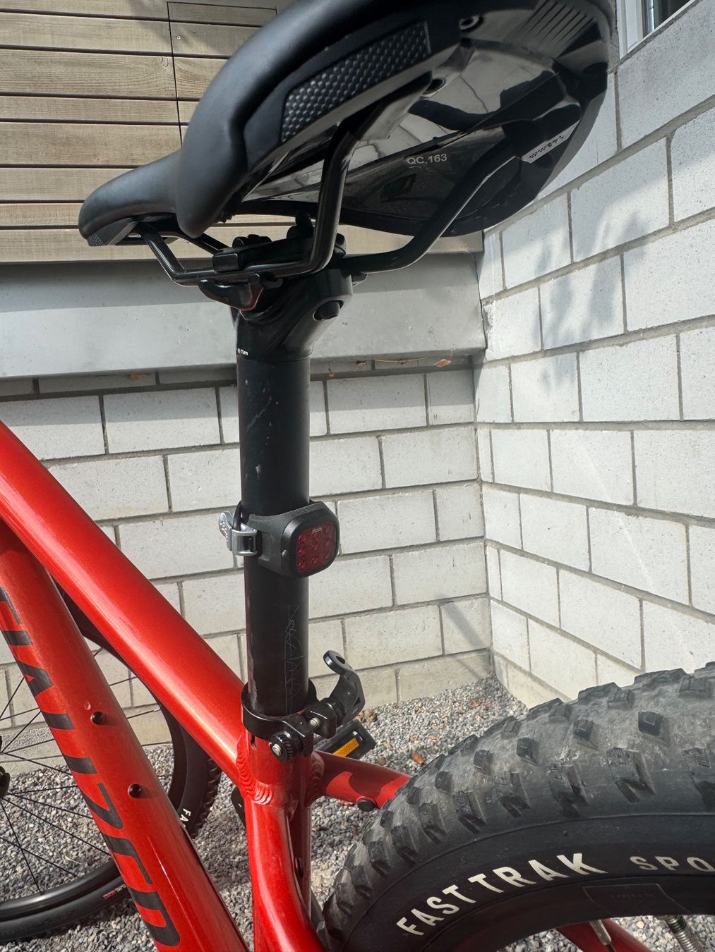 Specialized Vélos: Mountainbike Specialized Rockhopper – D'occasion à Hünenberg par fightlady 7