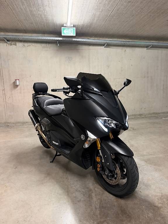 Yamaha Scooters: Yamaha TMAX 530 DX – Gebraucht aus Neuchâtel von nat_89q8