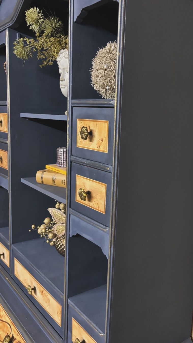 Vetrine: Landhaus Vitrine Antiker Buffet-Schrank – Usato da Wetzikon venduto da far_96pb 1