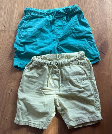 2 kurze Hosen Next Grösse 122