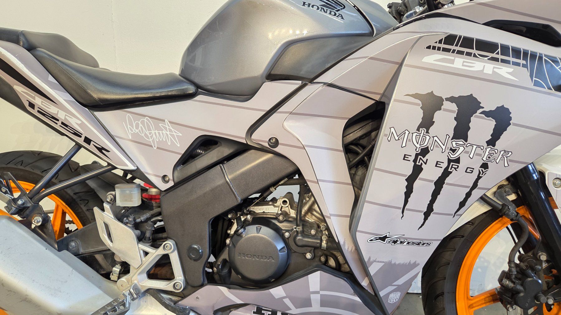 Honda Strada: Honda CBR 125 R – Usato da Tägerschen venduto da Moto-Welt 4