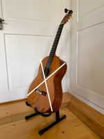 Gitarrenständer für Akustik-Gitarre und Elektro-Gitarre