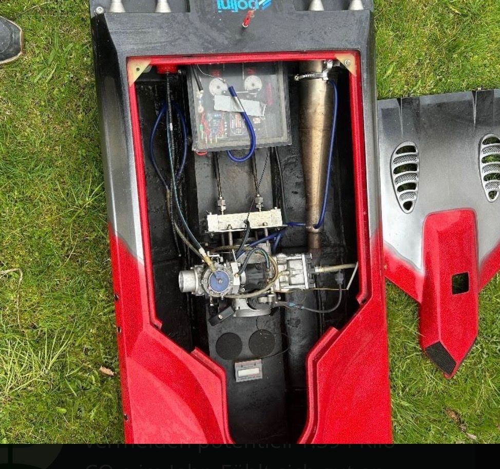 RC Modellbau: Riesen Rennboot mit pollini Motor komplett – Gebraucht aus Dättwil AG von Egrace 2