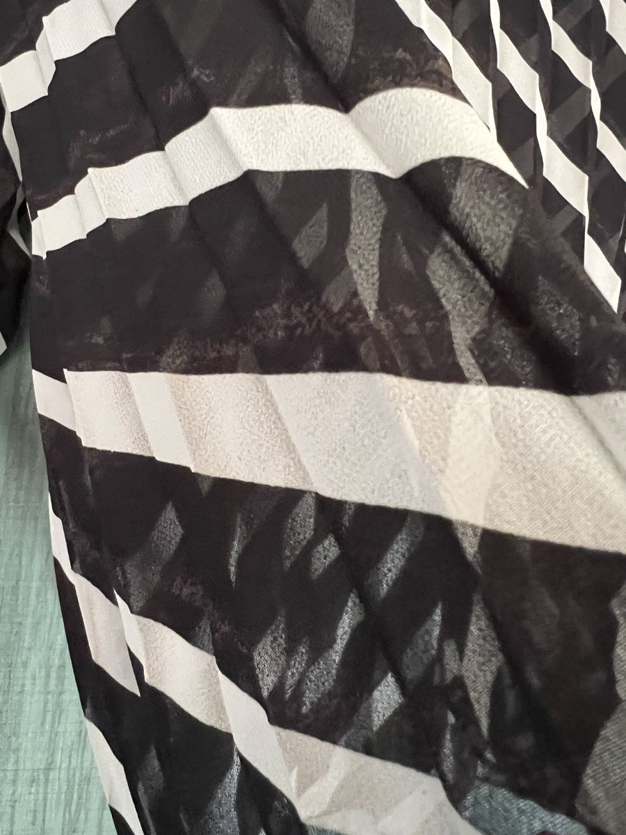 H&M Blusen: H&M Bluse Gr.XS Neuwertig  – Neu (gemäss Beschreibung) aus Eglisau von yd55 1