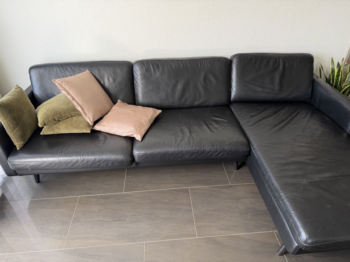 Divani: Stressless Sofa Leder schwarz – Usato da Oberwil-Lieli venduto da Sellmotion 3