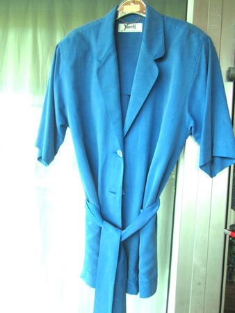 YARELL  edle Seidenjacke  M - L  NEU! PURE ELEGANZ!