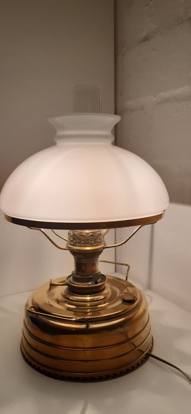 Lampes: Petroleum Lampe antik – D'occasion à Uitikon Waldegg par Tibi07 1