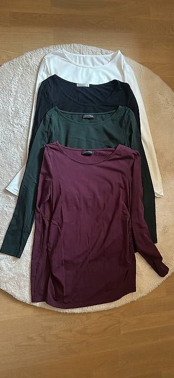 Lotti di vestiti: Lot pull de grossesse – Usato da Grand-Lancy venduto da ssa_k59z