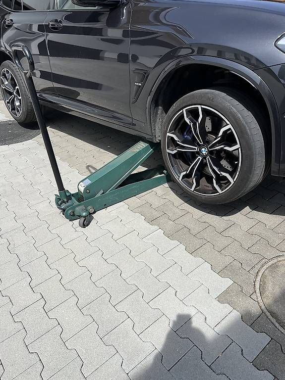Alle Werkzeuge: Wagenheber Compac – Gebraucht aus Kradolf von hupfer01 1