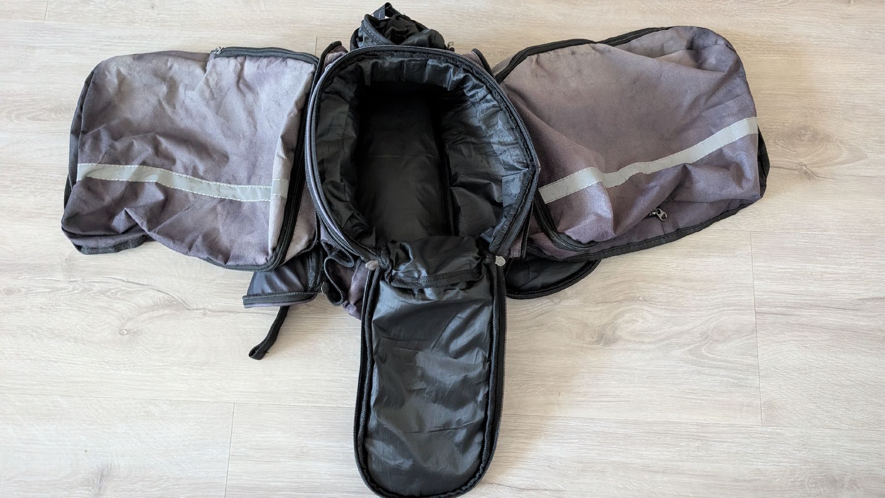 Borse: Fahrradtasche mit Regenschutz – Usato da Neuhausen venduto da Abcd_1 4
