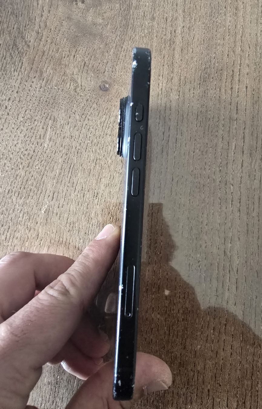 Apple Handys / Smartphones: iphone 16 256GB  – Defekt aus Dietikon von Leodnd 6