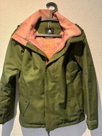 Burton Winterjacke tailliert grösse s