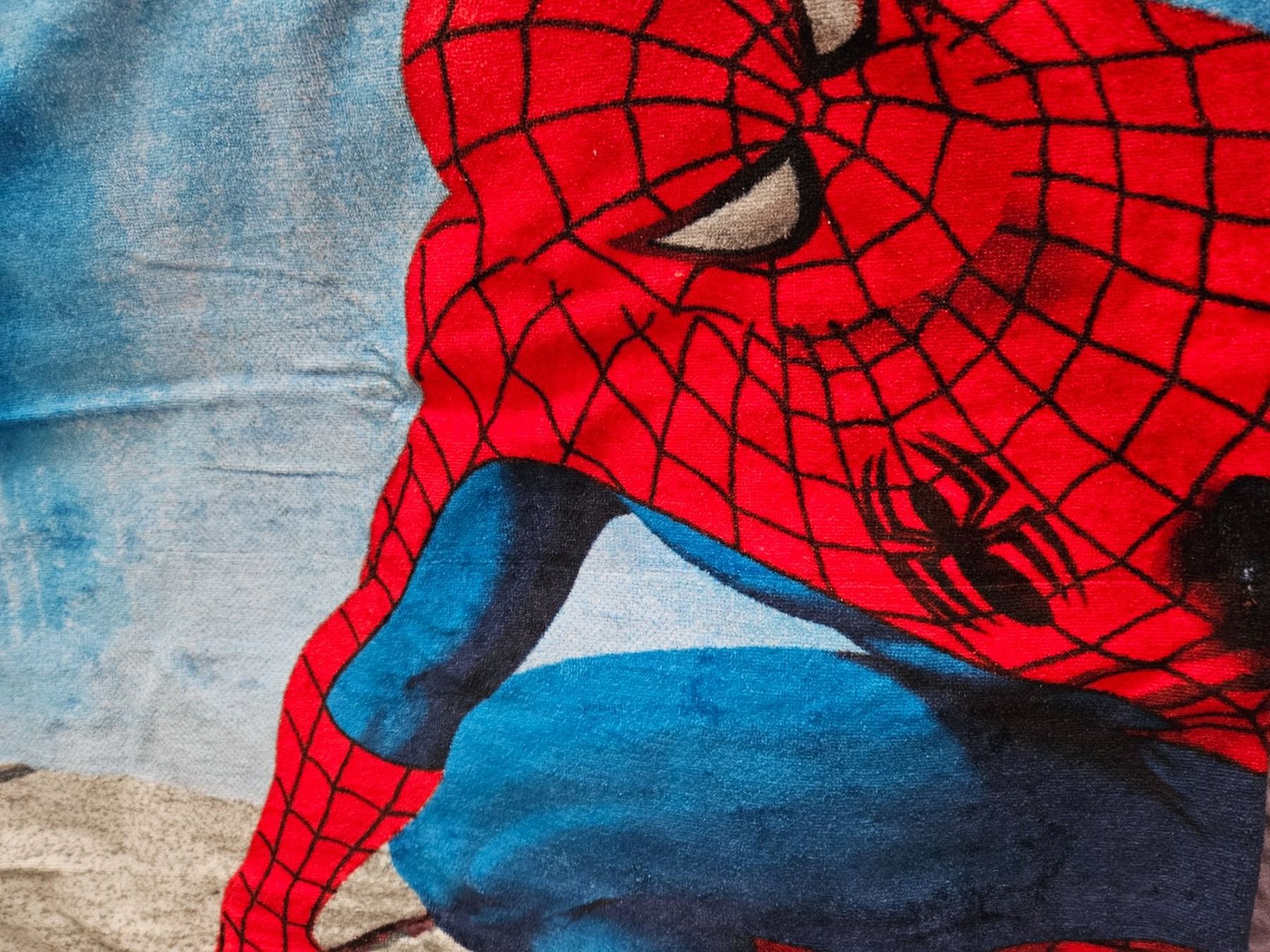 Disney Teli da bagno: Neu: Spiderman Handtuch 70 x 140 cm – Nuovo (secondo la descrizione) da Uznach venduto da Laeuffer 1