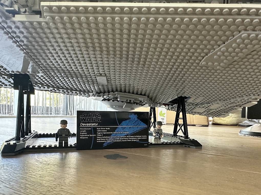 Lego Figurines: Lego Imperial Star Destroyer 75252 UCS – D'occasion à Widen par Skammerm 2