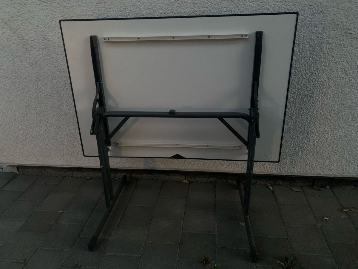 Tables: **Gastro Gartentisch anthrazit/weiss** – D'occasion à Ehrendingen par Anni_89