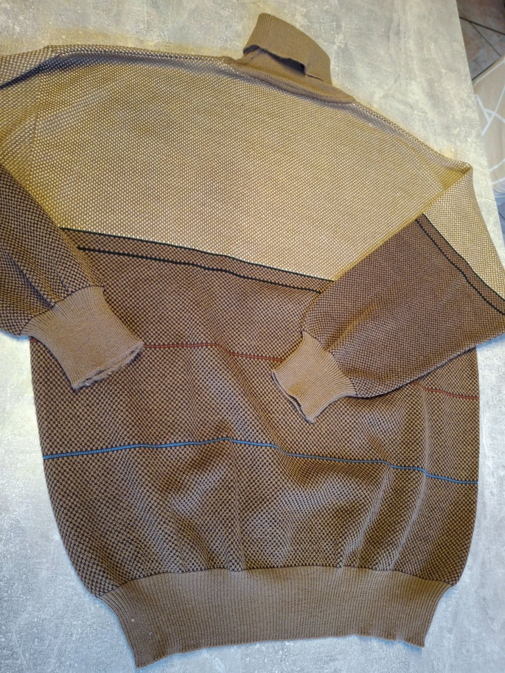 Maglioni & Felpe: Pull vintage col roulé taille L-XL – Usato da Villiers venduto da san_jn5w 3