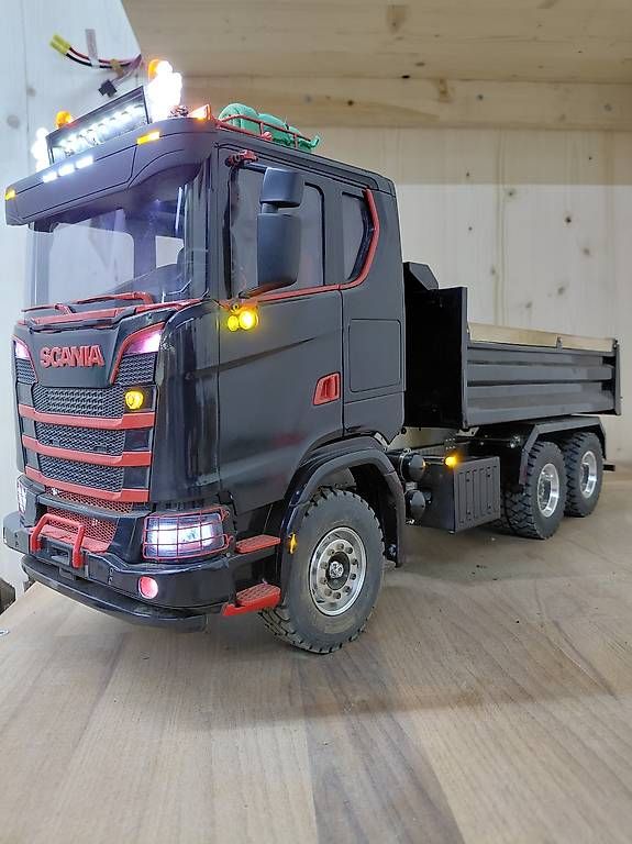 Modellini d'auto: Scania 1:14 6x6 3Achs Kipper  – Usato da Ried (Muotathal) venduto da simuu 2