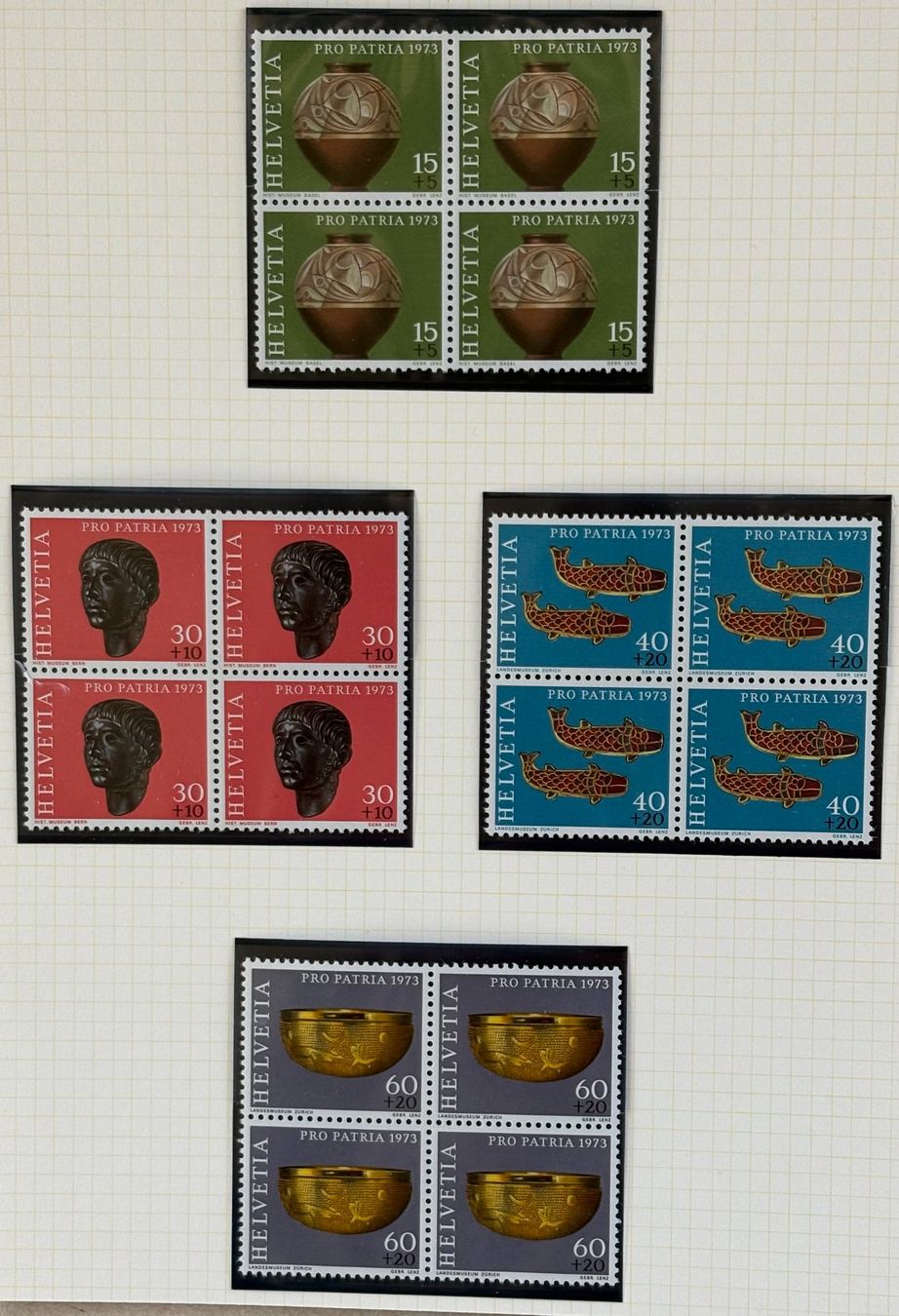 Tutti i francobolli: LOT4 ER BLOCKS BRIEFMARKEN SCHWEIZ NEU – Nuovo (secondo la descrizione) da Ostermundigen venduto da Heavenmaus75