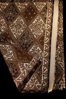  Klassischer Batik-Kappenstoff (Rautenmuster mit Blumenmedai