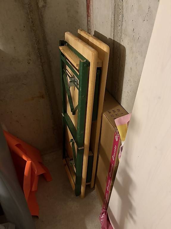 Set di tavolo e panche: Kinderfestbank – Usato da Wattwil venduto da Plusti01 1