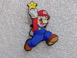 Ansteckpin 1: Super Mario